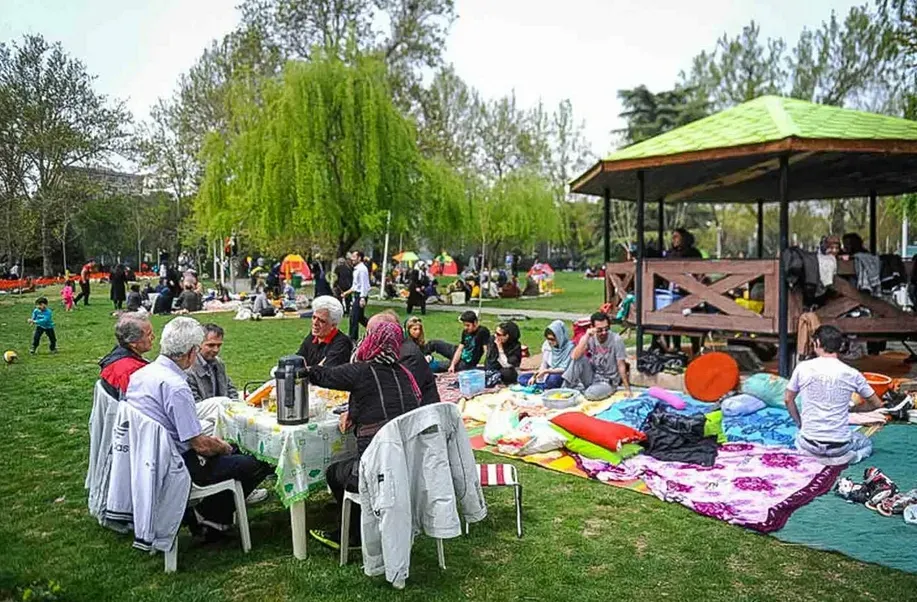 Sizdah Bedar: Grand Finale to Iranian New Year Celebrations