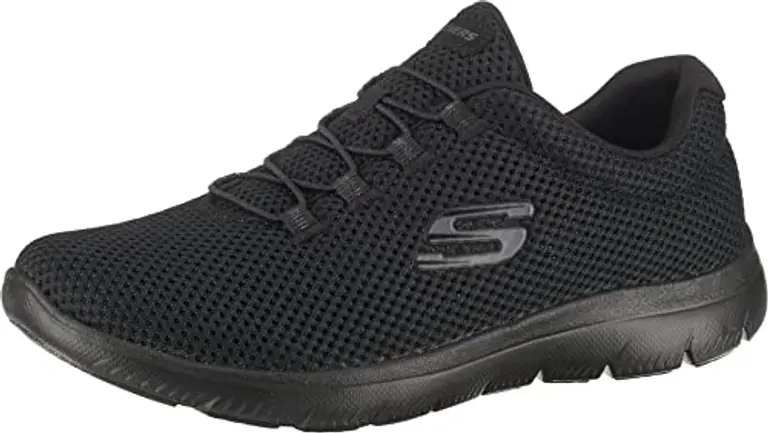 Skechers en el foco: deportivos para él y para ella Skechers en el foco: deportivos para él y para ella
