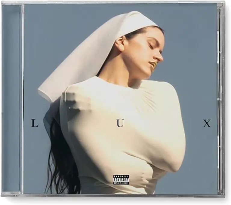 Rosalía: La Metamorfosis Infinita y la Consagración de ‘Lux’ Rosalía: La Metamorfosis Infinita y la Consagración de ‘Lux’