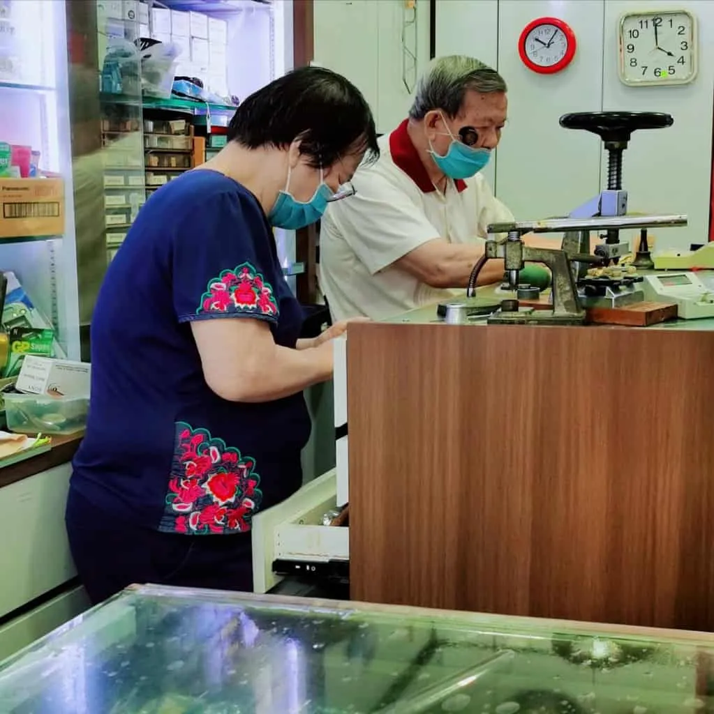 watch repair shop