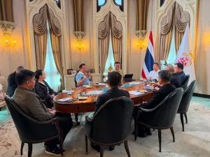 Meeting with Anutin and the Ministry of Interior team at the Government House.
