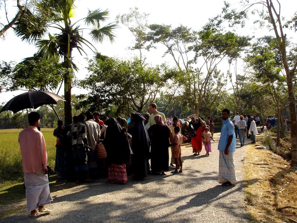 People in the road in Barguna Sadar