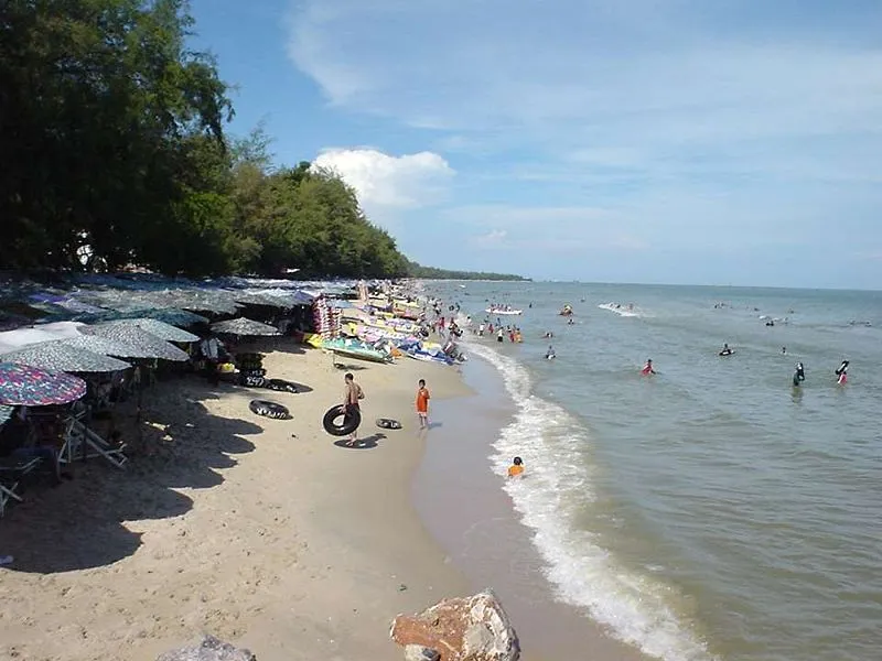 Beach in Cha-am, Phetchaburi