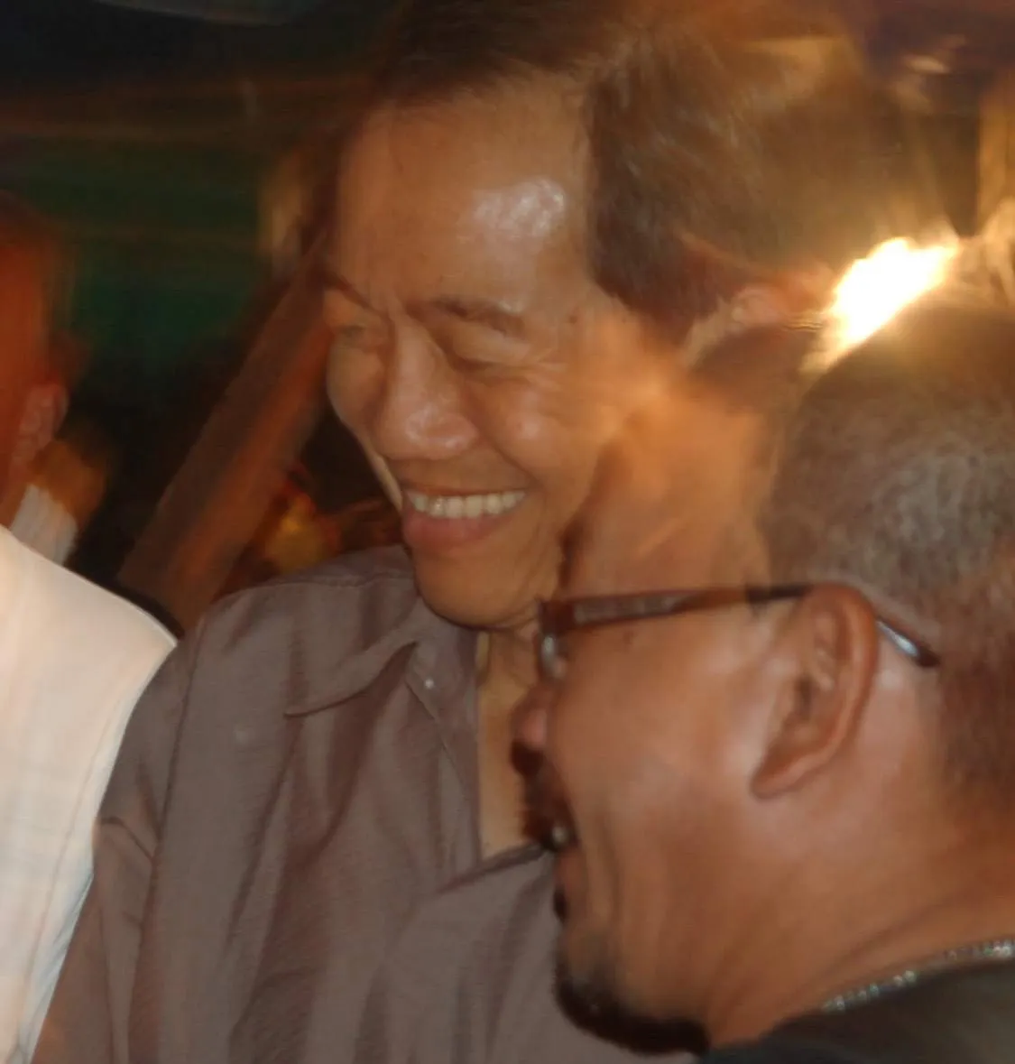 Chaiwat Sinsuwong (ไชยวัฒน์ สินสุวงศ์)