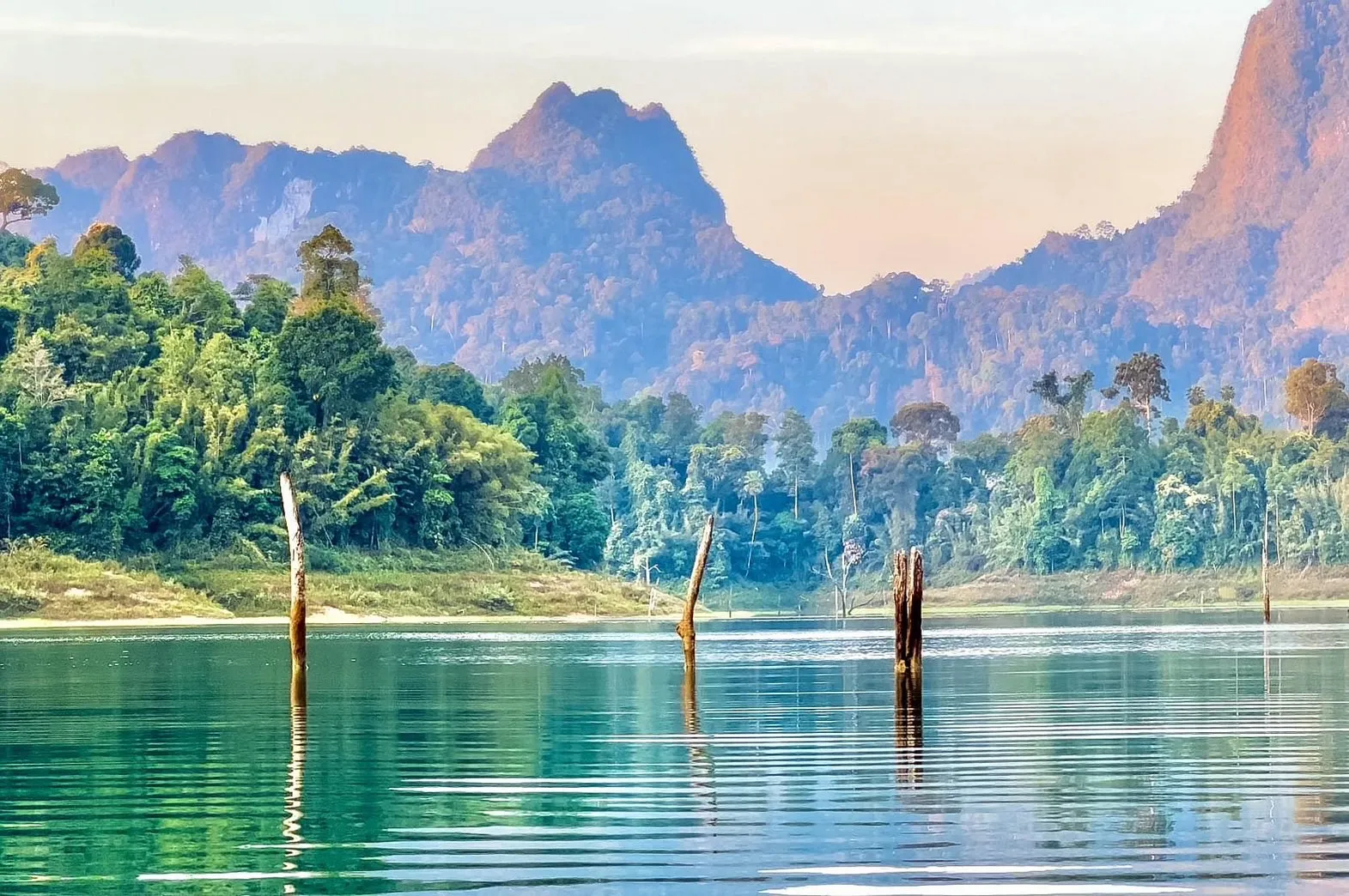 Amazing view of the Cheow Lan Lake in the Khao Sok National Park.