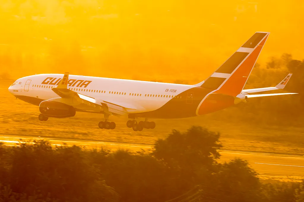 Ilyushin IL-96-300 Cubana de Aviacion