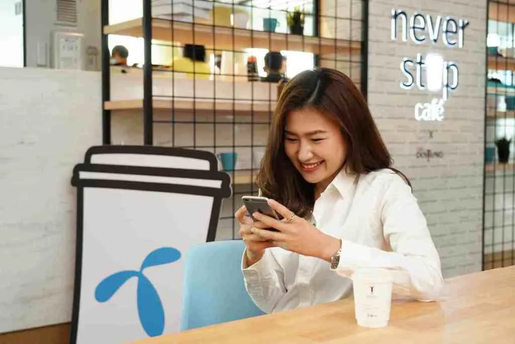 dtac testing 5G at Never Stop Cafe