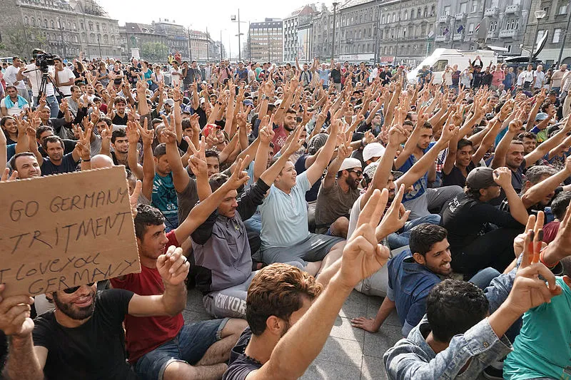 Syrian refugees strike in Budapest