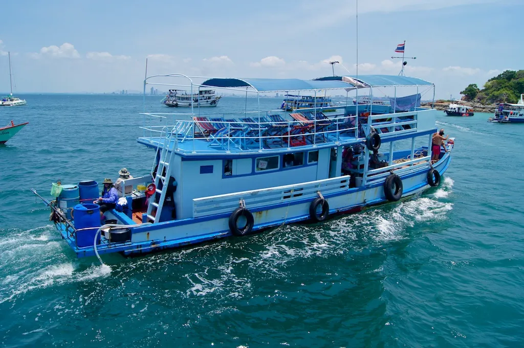 Tourist boat near Koh Sak in Pattaya, Chonburi
