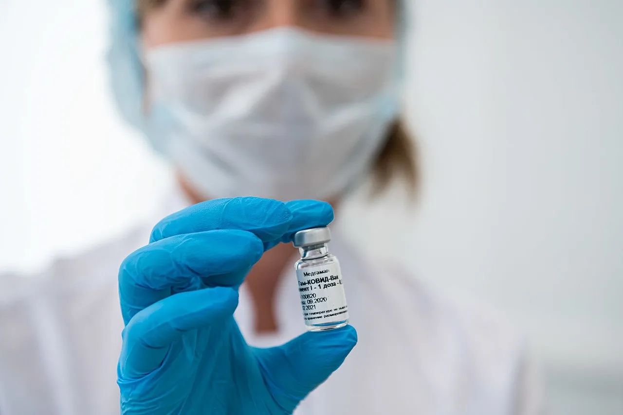 Vaccination of medical workers in Moscow against COVID-19