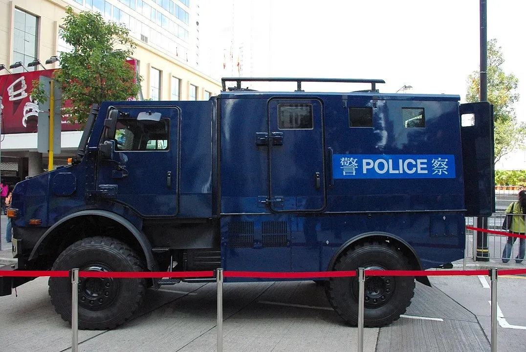 SDU Hong Kong Police Mercedes Unimog