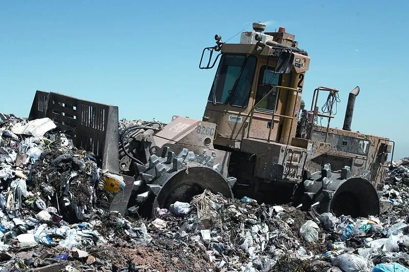 Landfill garbage compactor