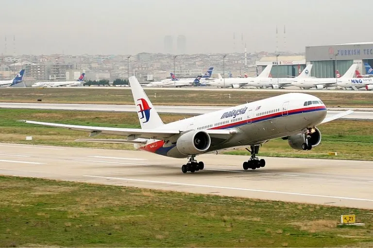 Malaysia Airlines Boeing 777-200ER taking-off