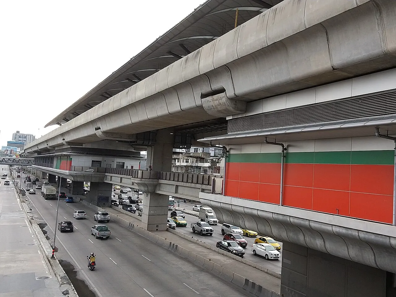 Nonthaburi Civic Center Station on Rattanathibet road in Nonthaburi Province.