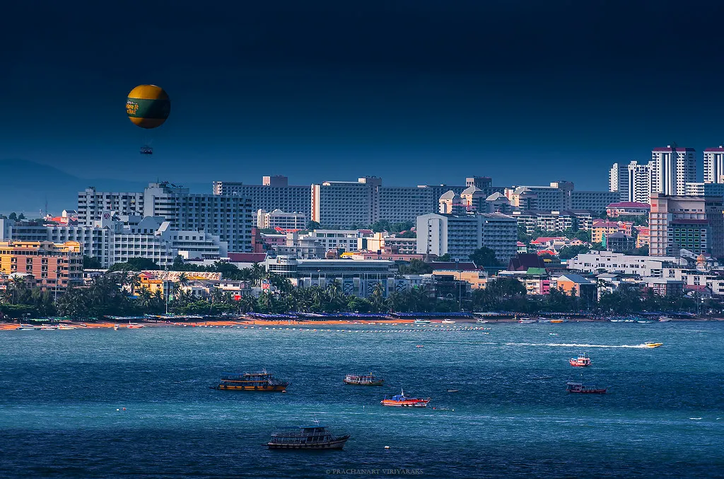 Pattaya Beach at night