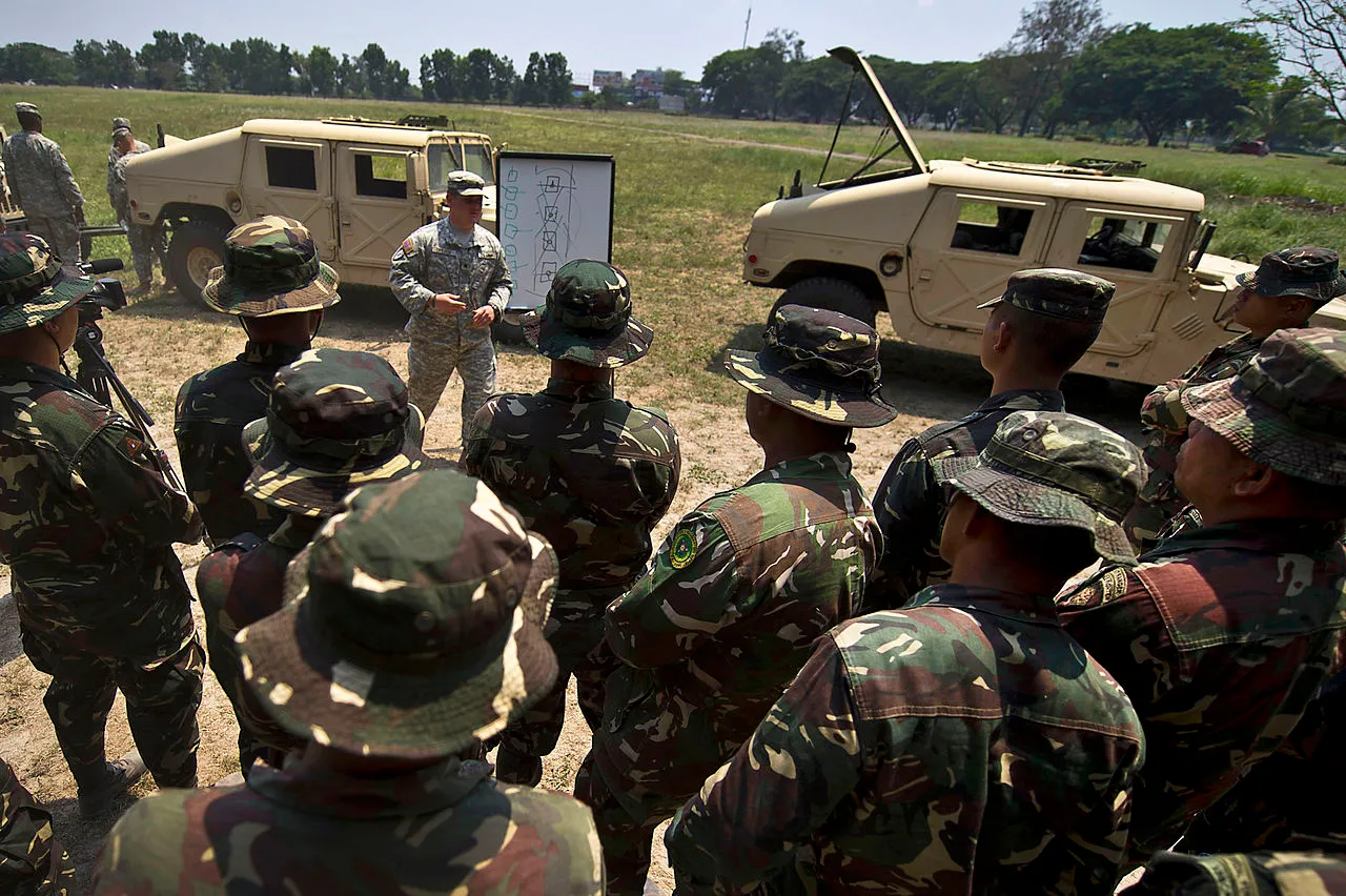 Philippine and US Military Police training
