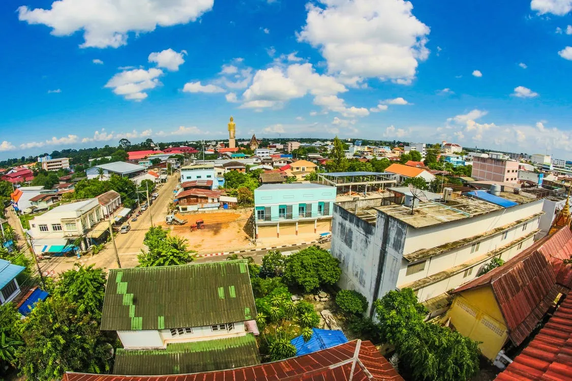 Wat Burapha Phiram in Roi Et, the highest standing Buddha
