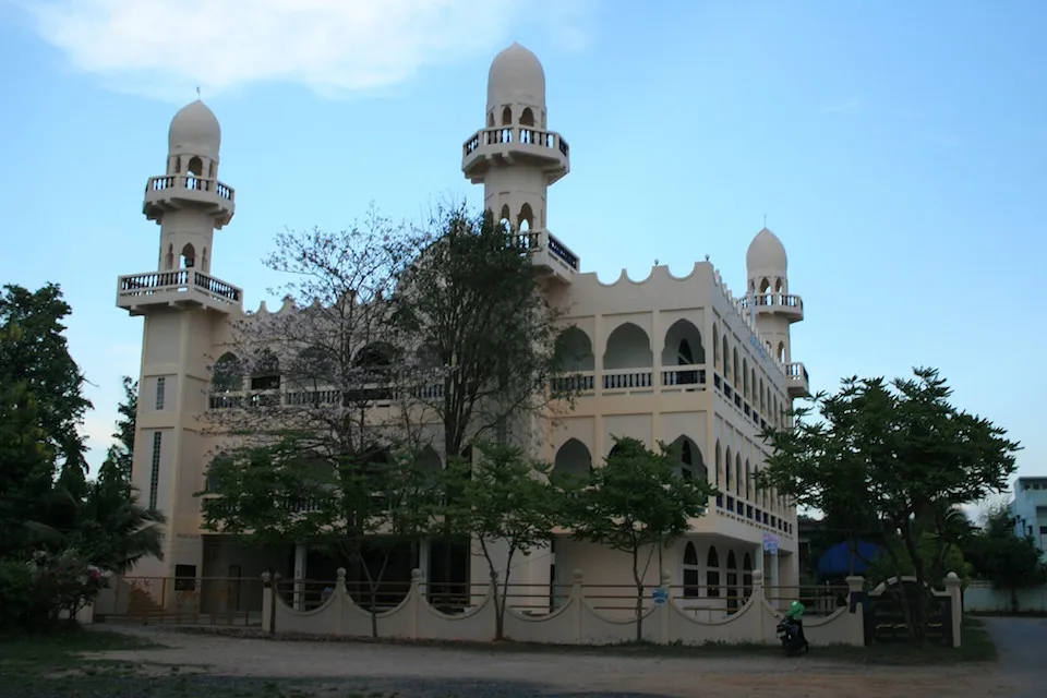 Surat Thani mosque