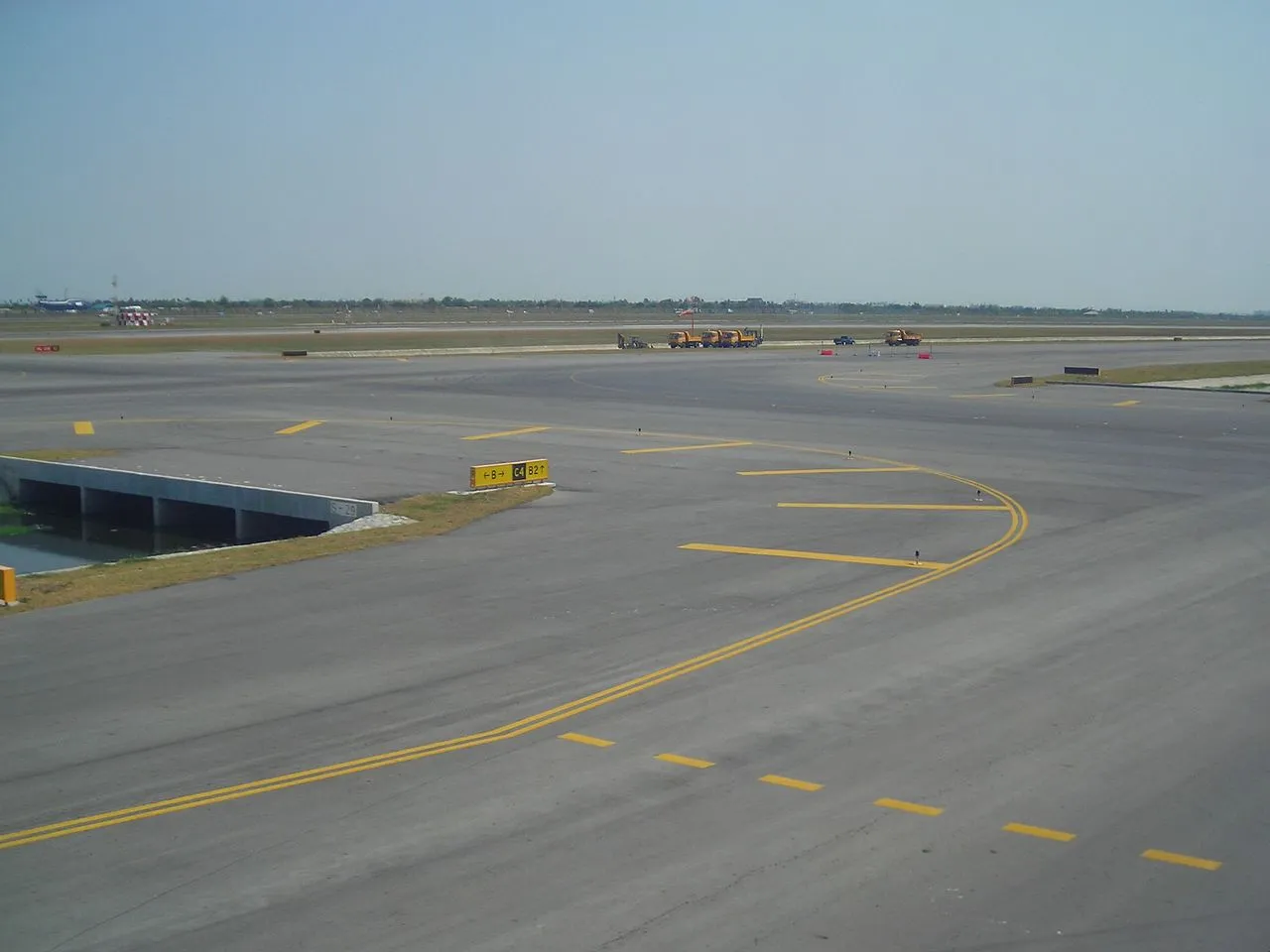 C4 taxiway and runways at Suvarnabhumi International Airport in Bangkok.