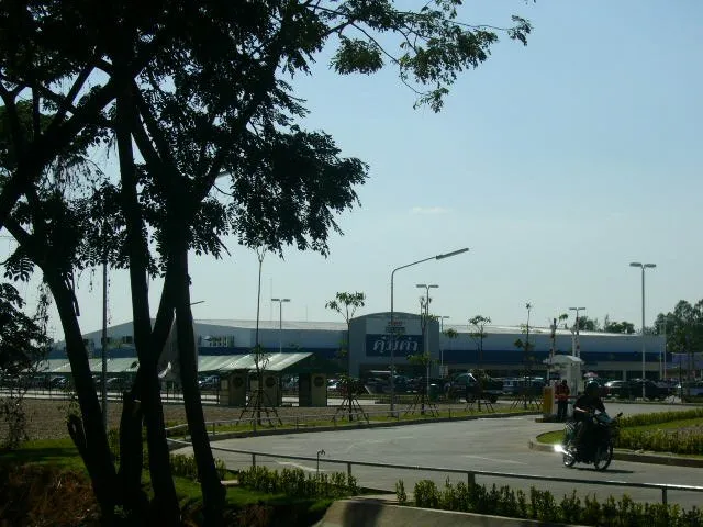 Tesco-Lotus in Sakon Nakon