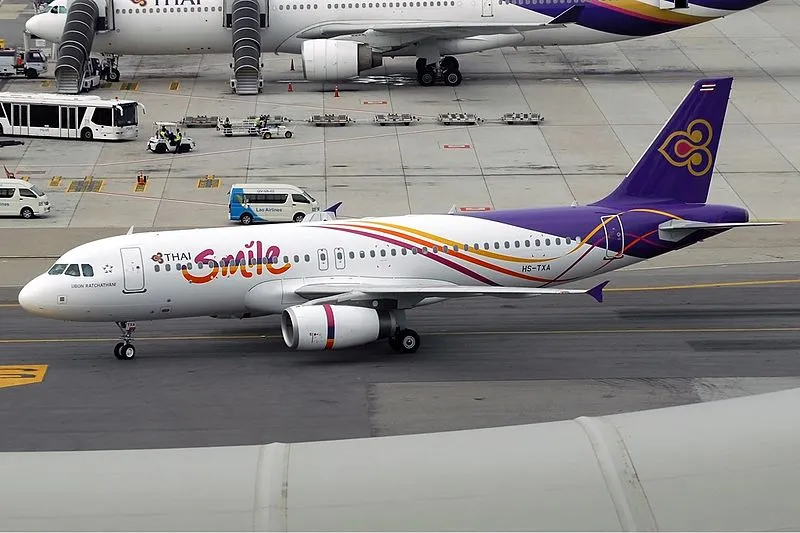 Thai Smile Airbus A320 at Suvarnabhumi Airport