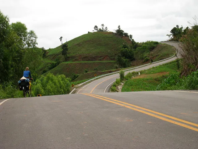Cycling in Lom Sak