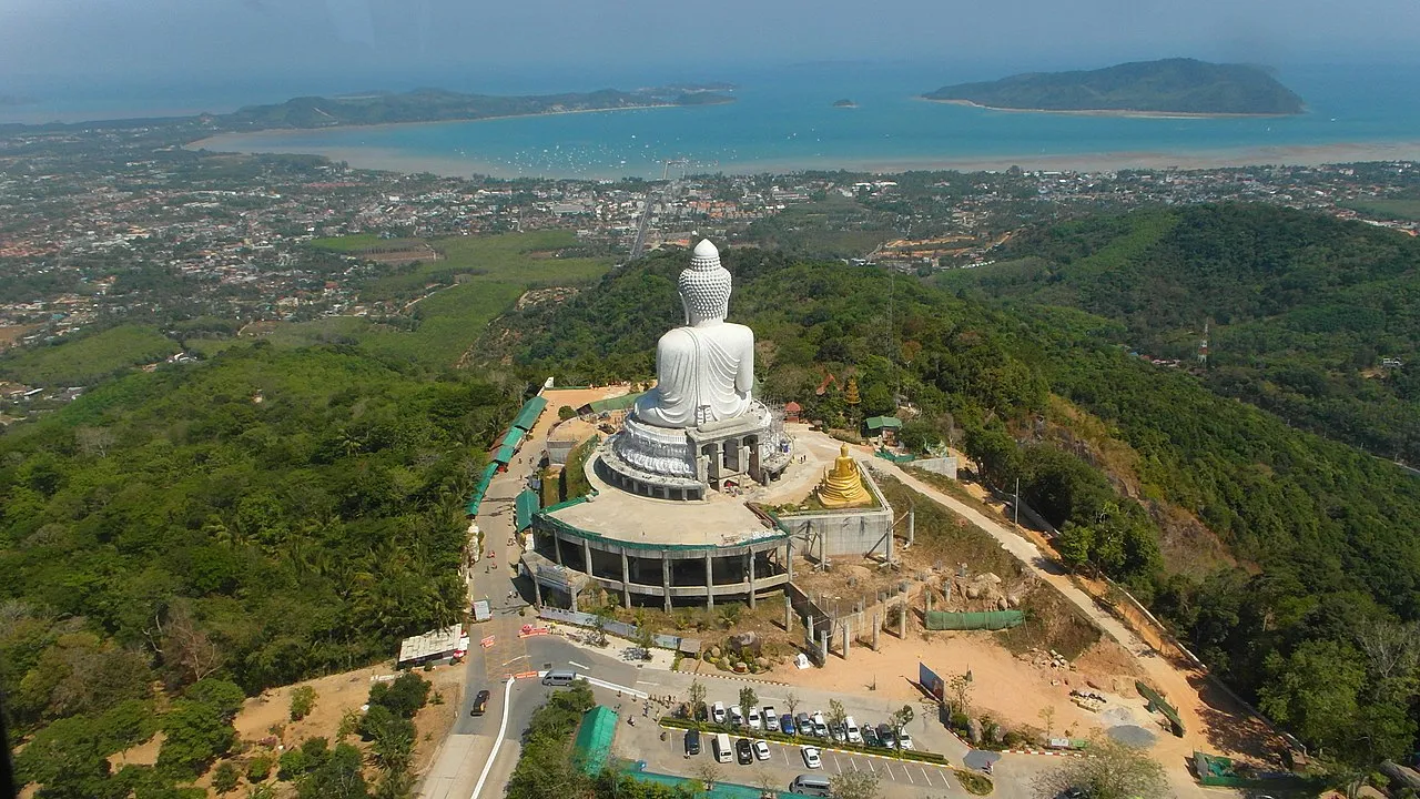 The Phra Phutta Ming Mongkol Eknakiri or Phuket Big Buddha.