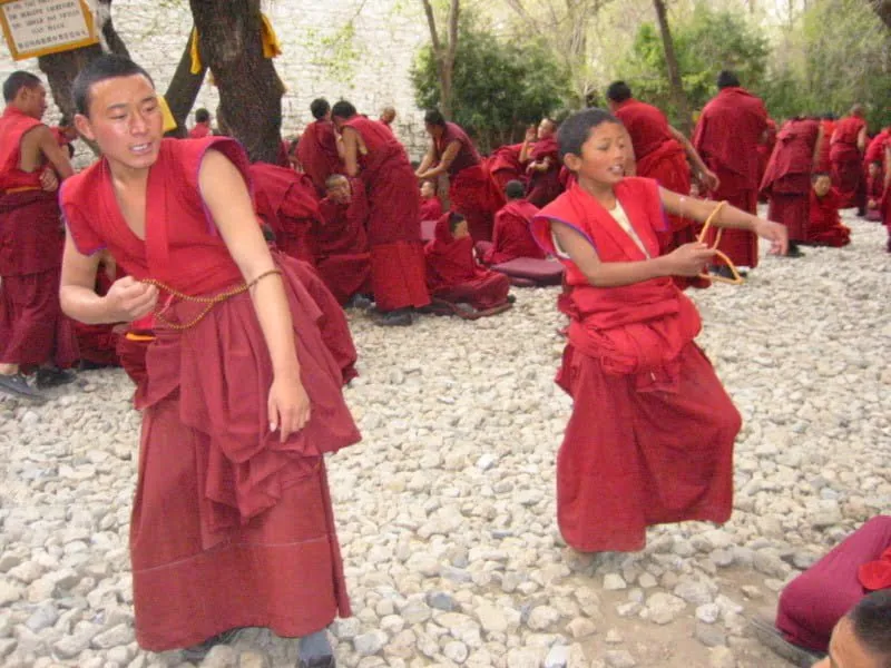 Tibetan Buddhist monks