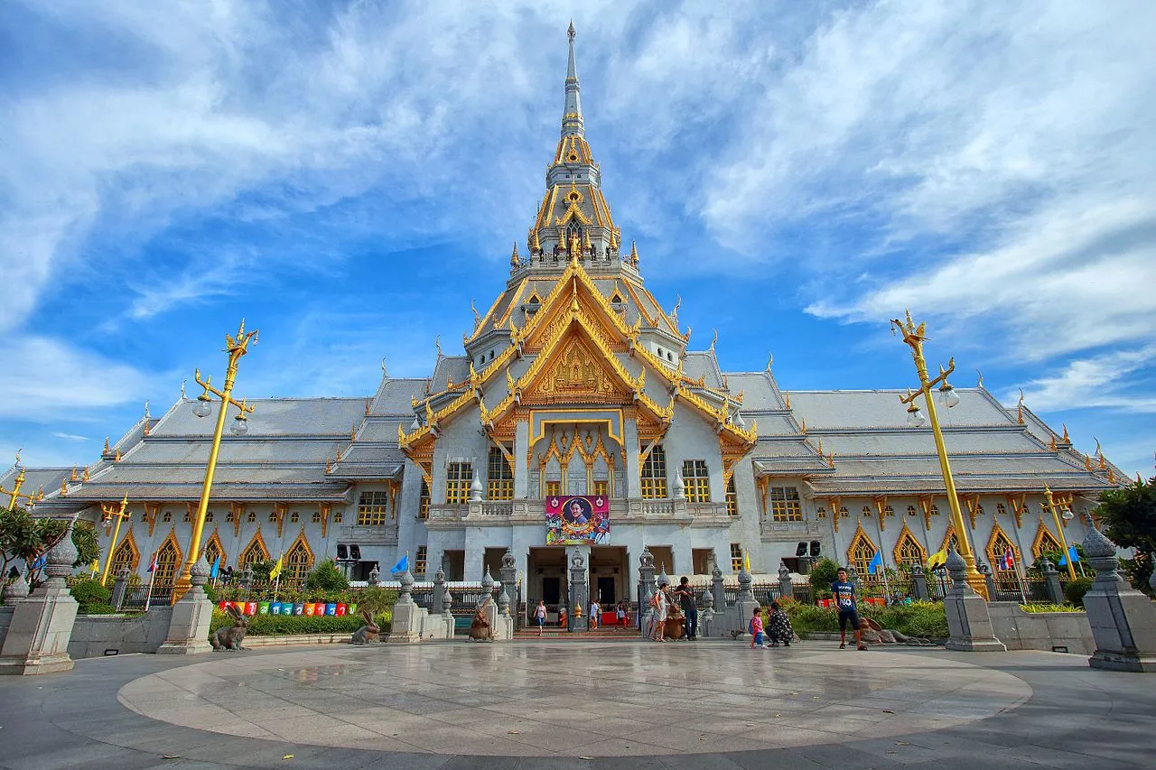 Wat Sothon Wararam Worawihan, Chachoengsao