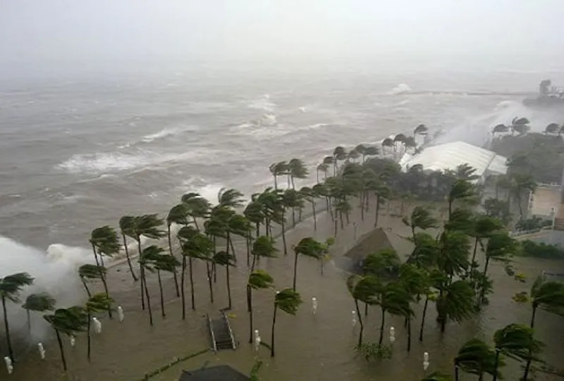 Sofitel Philippine Plaza during Typhoon Nesat