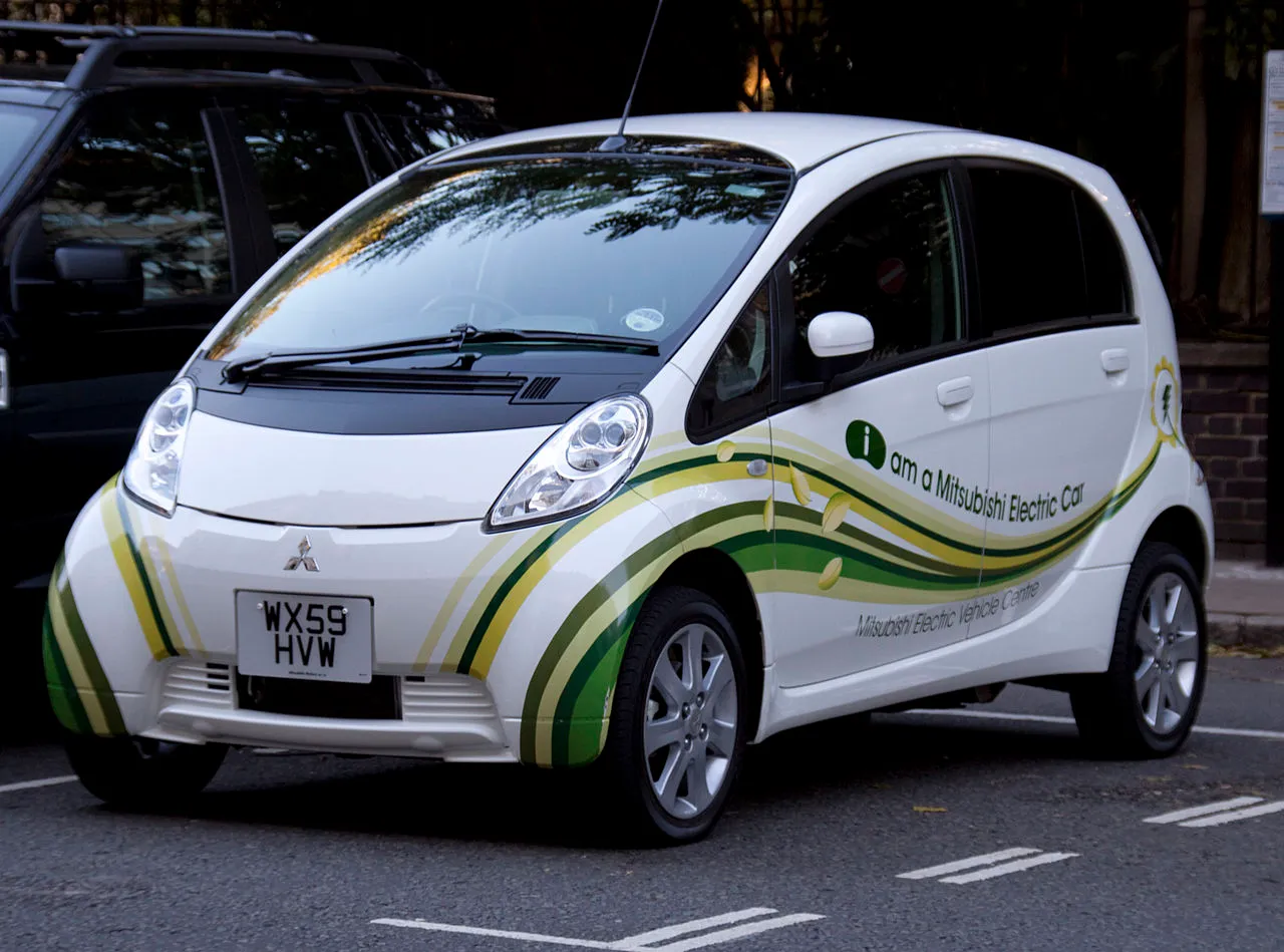 Mitsubishi electric car i-MiEV