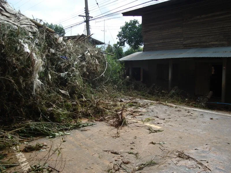 Floods and landslides in Laplae District, Uttaradit