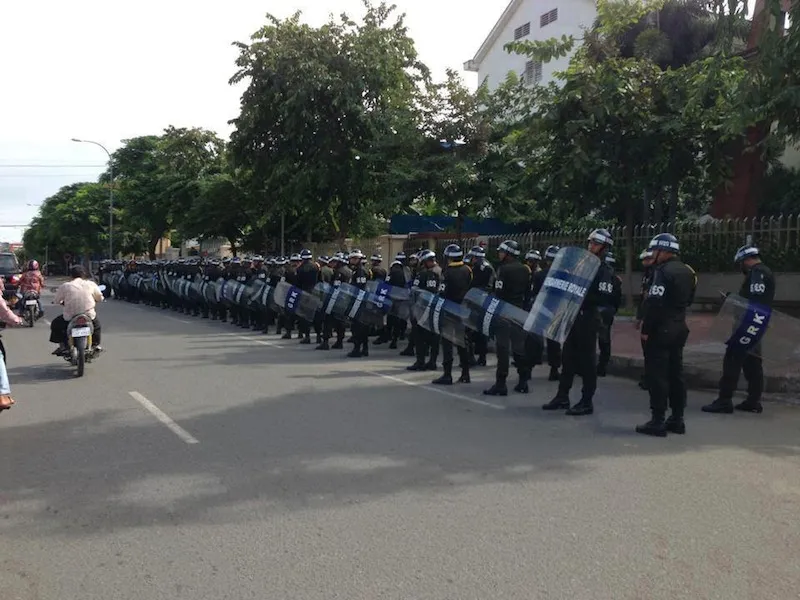 Thai riot police