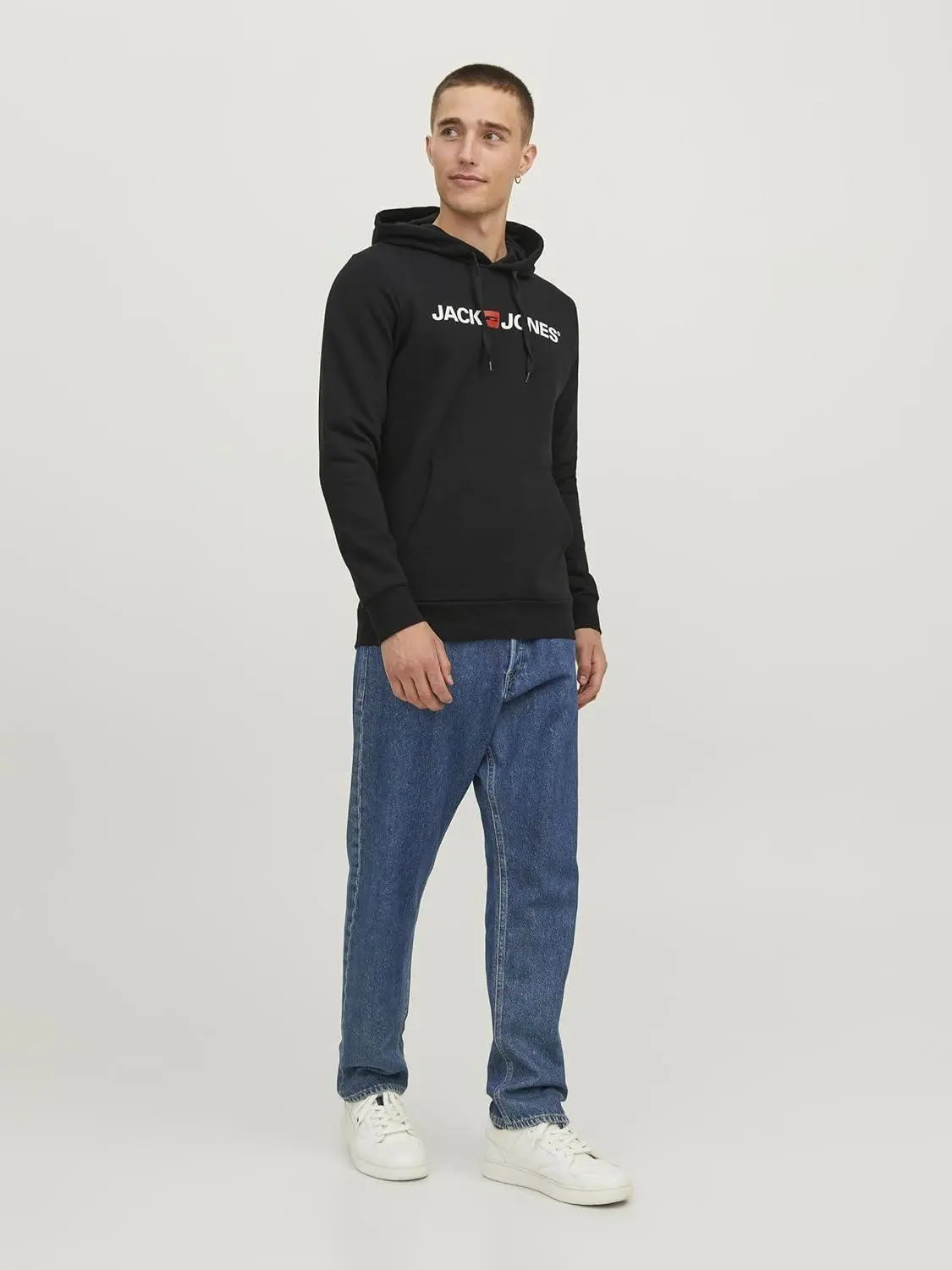 Nuestra opinión sobre el Hoodie Logo de JACK & JONES: esencial y versátil