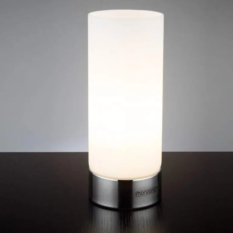 Lámpara de mesa de noche: elegancia y funcionalidad Lámpara de mesa de noche: elegancia y funcionalidad