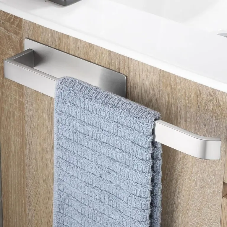 Toallero de baño sin taladro y su elegante y moderno diseño Toallero de baño sin taladro y su elegante y moderno diseño